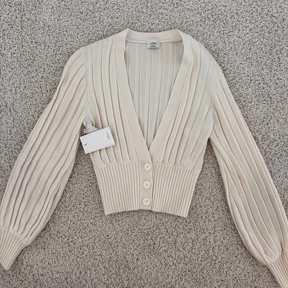 NWT/NEVER WORN Aritizia Wilfred Plunge Front Cardigan - Picture 6 of 7